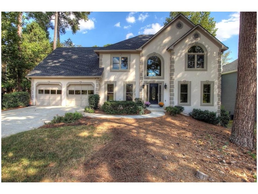 Gorgeous Hardcoat Stucco home with 3 sides Hardipl