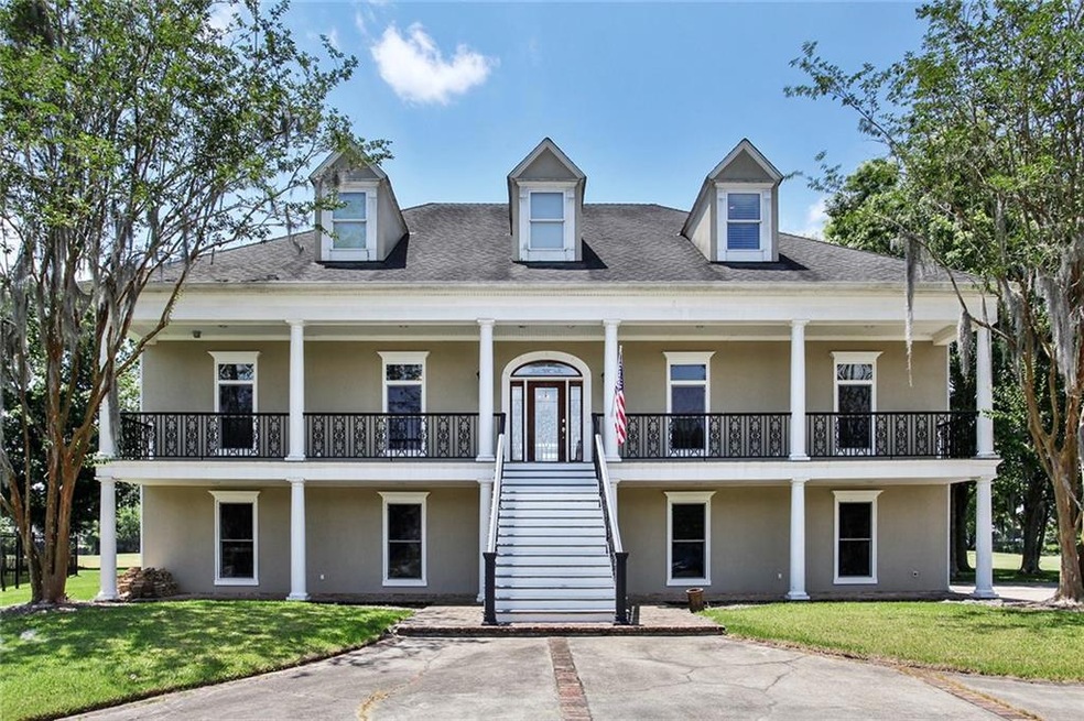 26 Bocage Dr, Destrehan, LA 70047 - photo 1