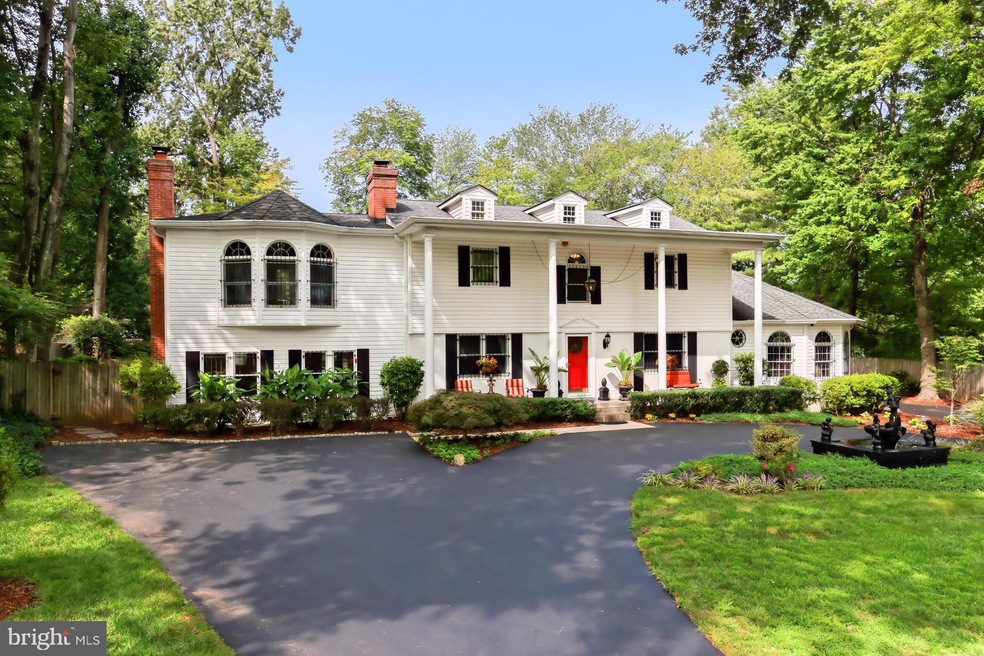 4034 Doveville Ln, Fairfax, VA 22032 - photo 1