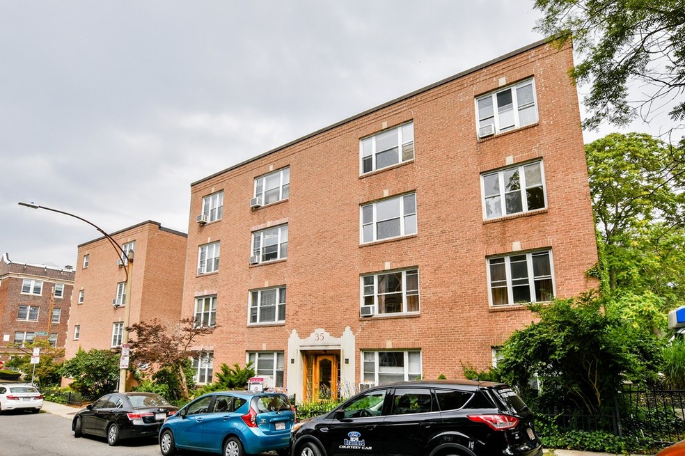 35 Chiswick Rd unit 6, Brighton, MA 02135 - photo 1