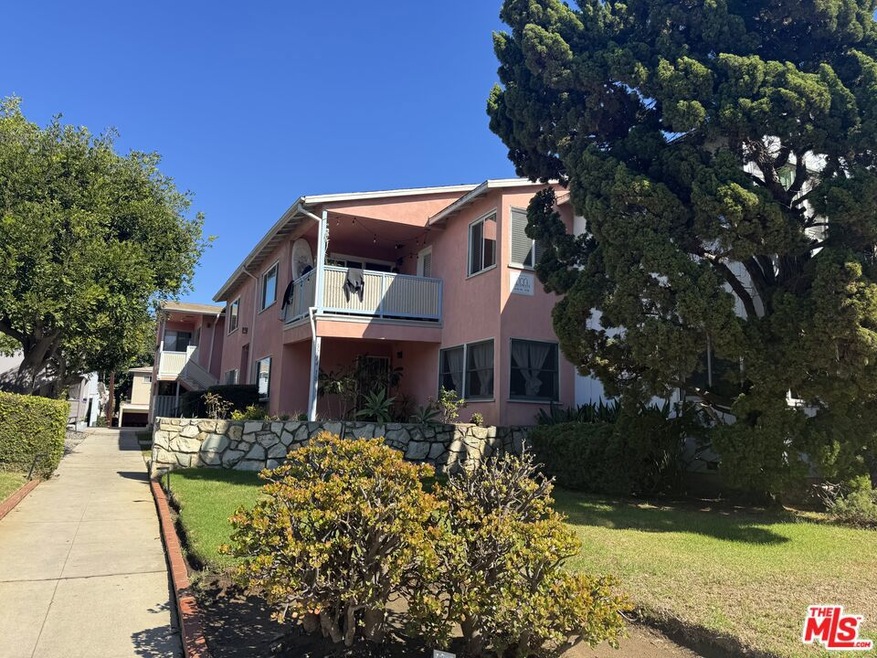 3714 Corinth Ave, Los Angeles, CA 90066 - photo 1