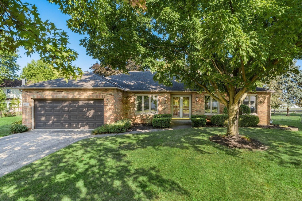 5655 Ramblewood Ct, Columbus, OH 43235 - photo 1