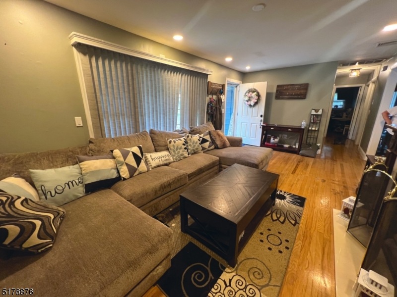 104 Sunnyview Ave E, Hackettstown, NJ 07840 - photo 1