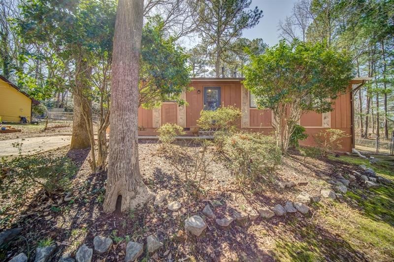 5943 Dart Dr, Lithonia, GA 30058 - photo 1