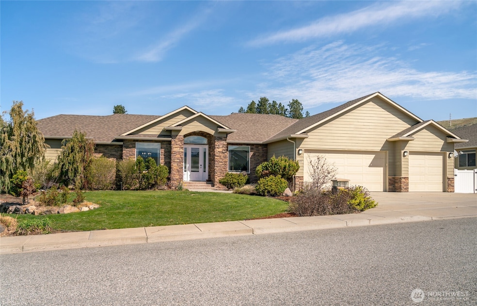 For Sale $889,000