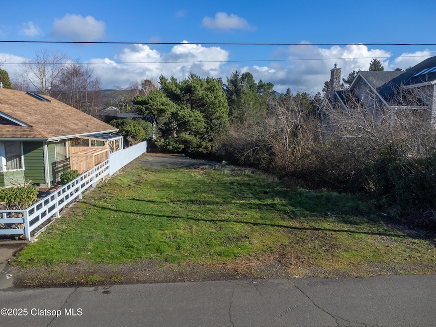 1281 S Downing-06