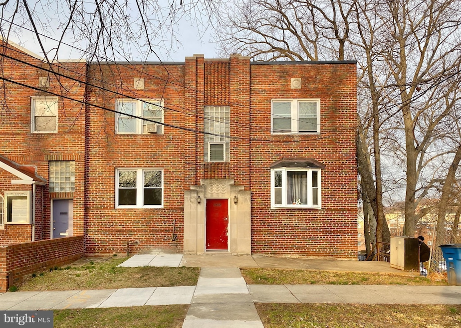 2508 Naylor Rd SE unit 3, Washington, DC 20020 - photo 1