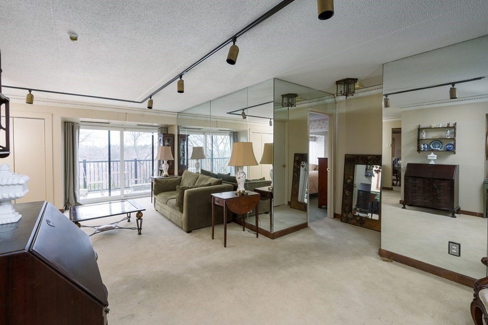 Tall Oaks Village unit 705, South Weymouth, MA 02190 - photo 1