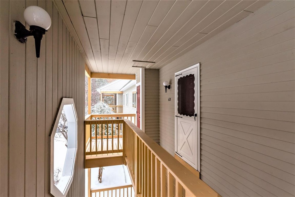 84 Northbrook Cir unit 63, Conway, NH 03860 - photo 1