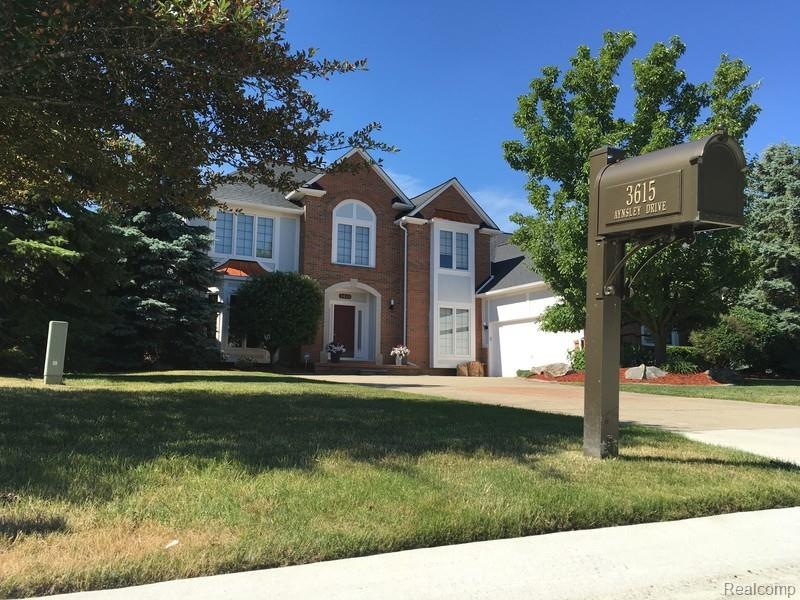 3615 Aynsley Dr, Rochester Hills, MI 48306 - photo 1