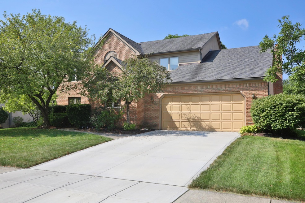 Welcome to 6879 Linbrook Boulevard!