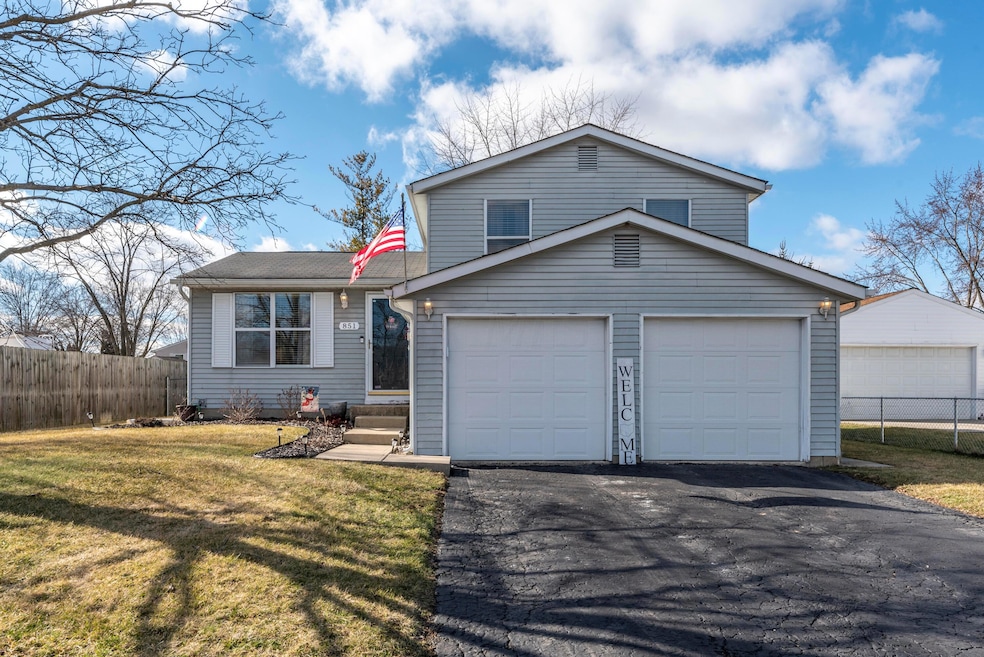 851 Cherryberry Dr, Columbus, OH 43228 - photo 1