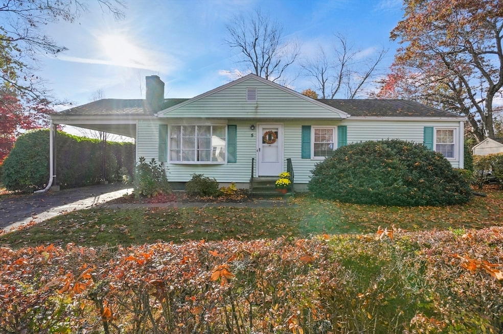 5 Spring Cir, Shrewsbury, MA 01545 - photo 1