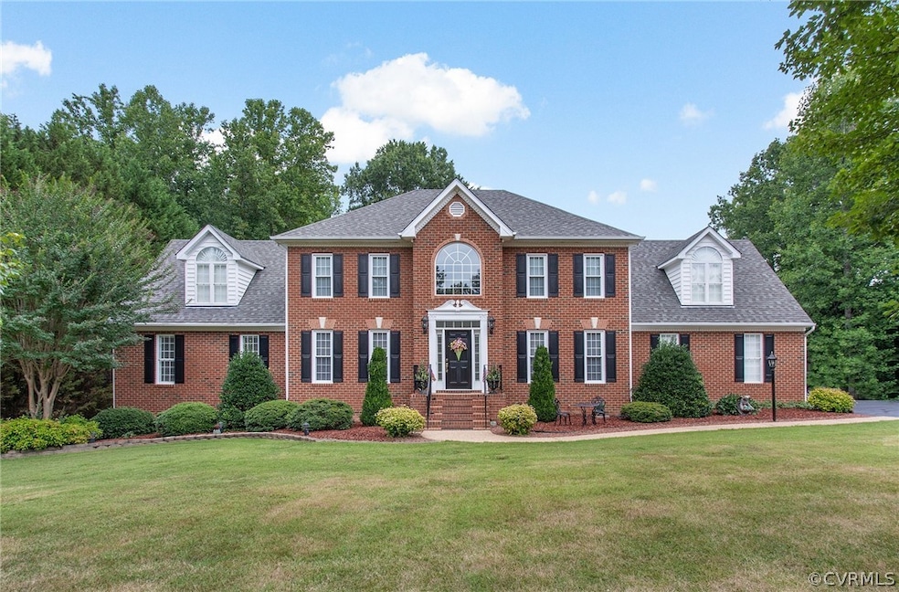 Welcome to 13308 Meredith Pointe Way in beautiful