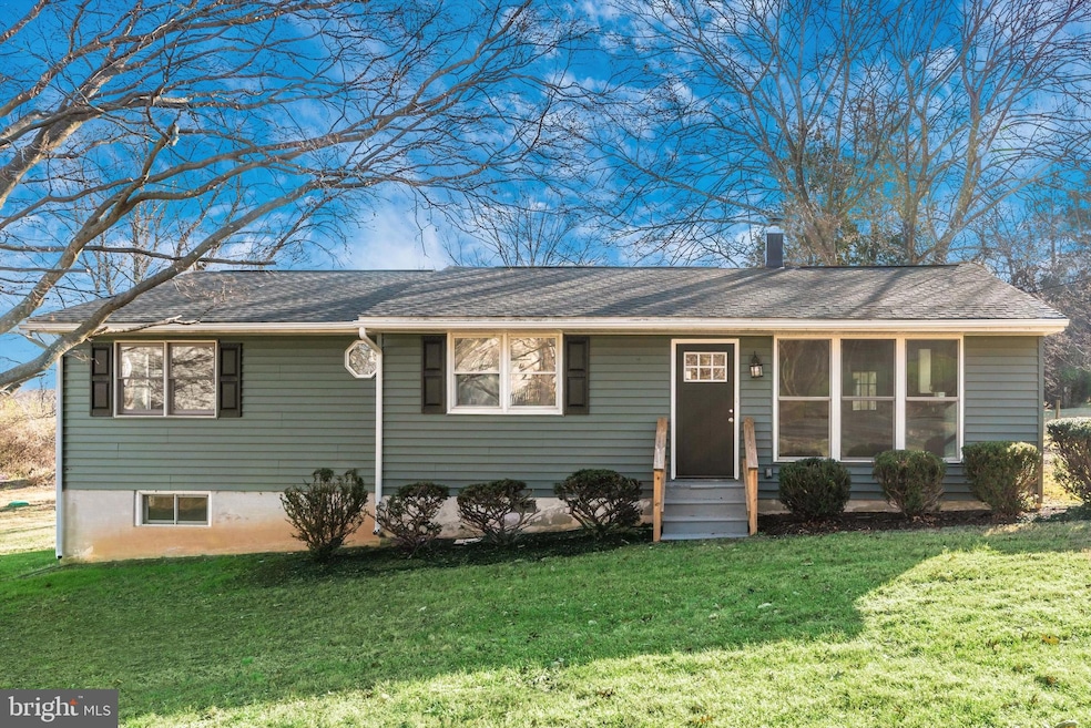 6937 Hollenberry Rd, Sykesville, MD 21784 - photo 1