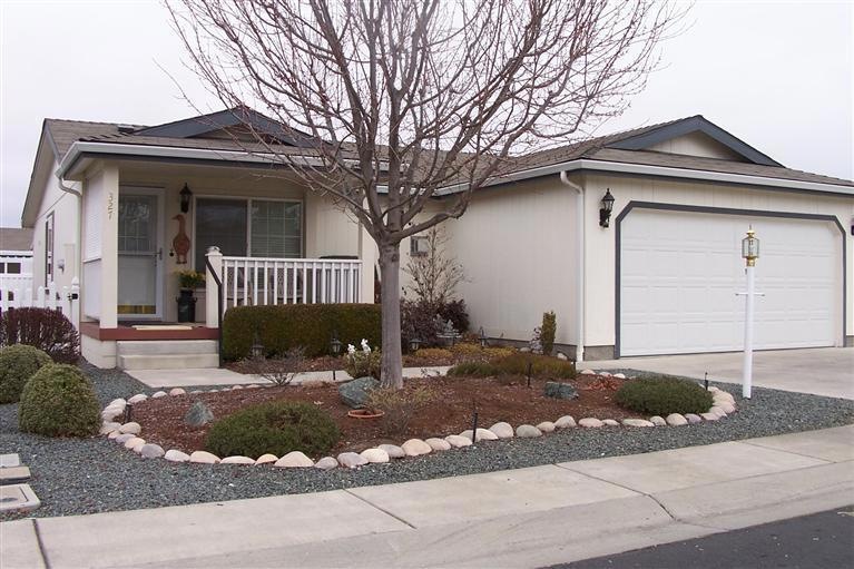 327 Marian, Central Point, OR 97502 - photo 1