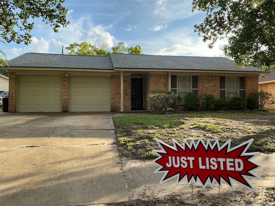 10507 Heather Hill Dr, Houston, TX 77086 - photo 1