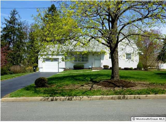 11 Daniel Dr, Middletown, NJ 07748 - photo 1