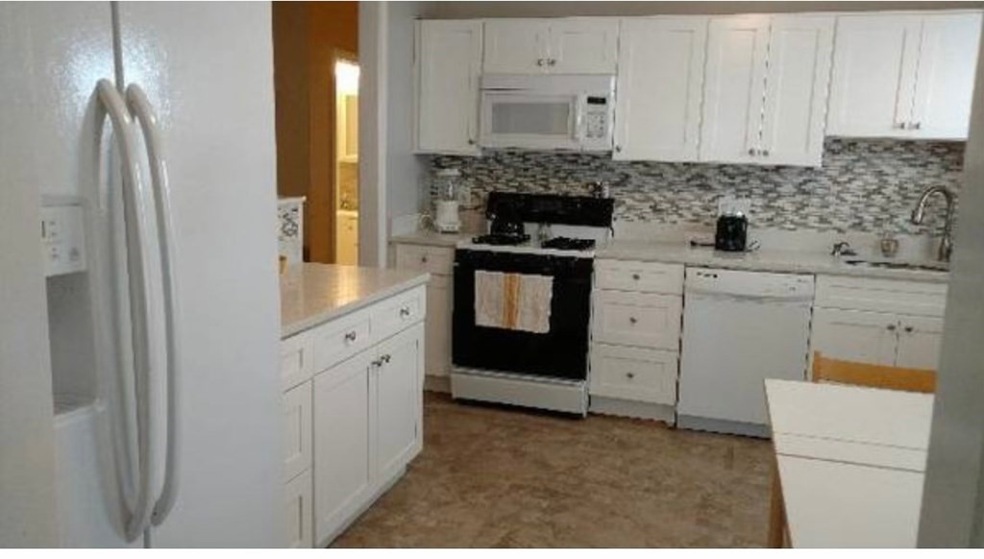 24 Pitman St unit 1, Somerville, MA 02143 - photo 1