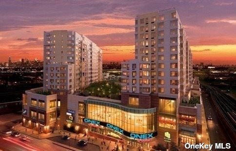 Sky View Parc unit 17P, Flushing, NY 11354 - photo 1