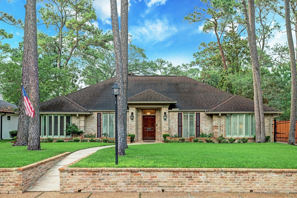 10014 Bayou Glen Rd, Houston, TX 77042 - photo 1