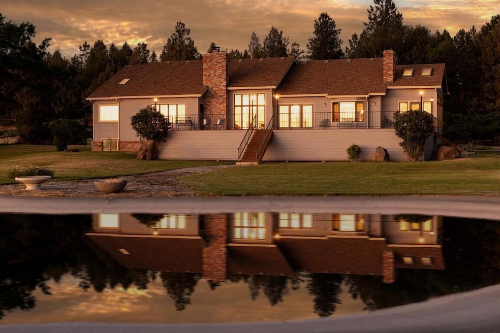 65055 Old Bend Redmond Hwy, Bend, OR 97703 - photo 1