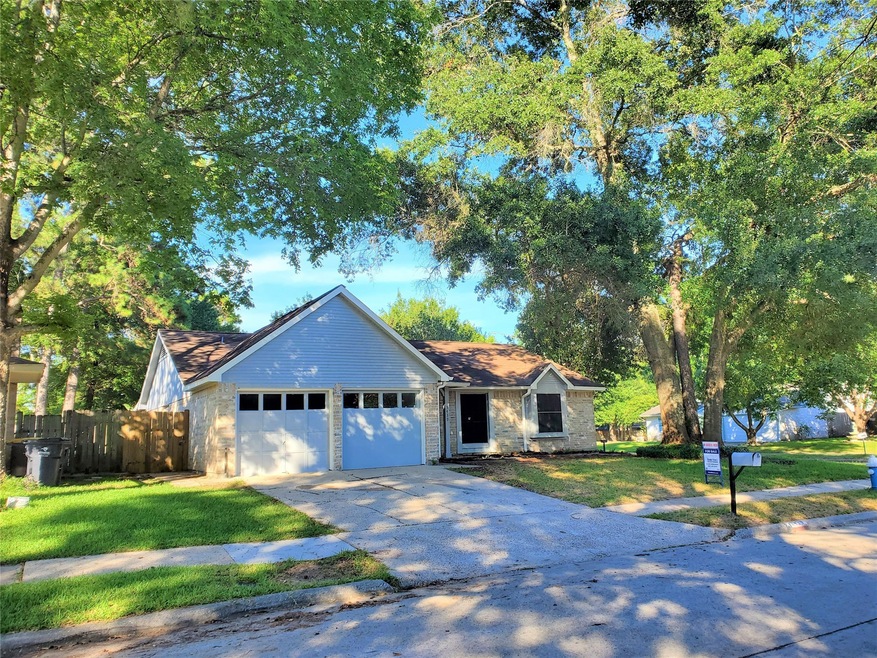 5439 Mossgrey Ln, Spring, TX 77373 - photo 1