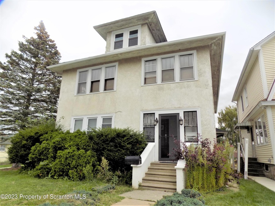 852 N Rebecca Ave, Scranton, PA 18504 - photo 1
