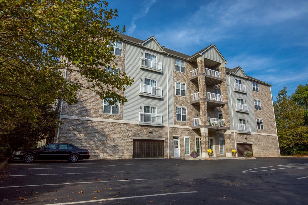 2245 Riverside Dr - #211