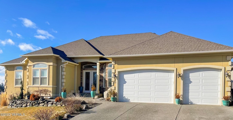 612 N 74th Ave, Yakima