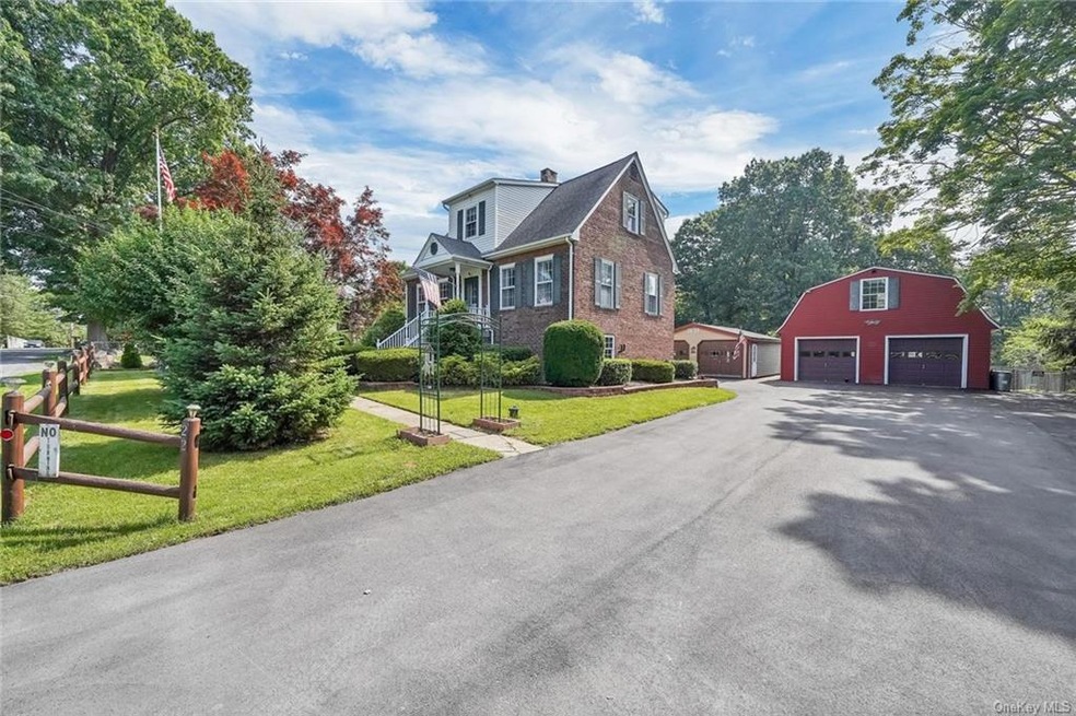 22 Dimiceli St, New Windsor, NY 12553 - photo 1