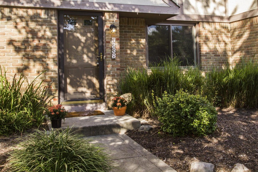 Exterior 3