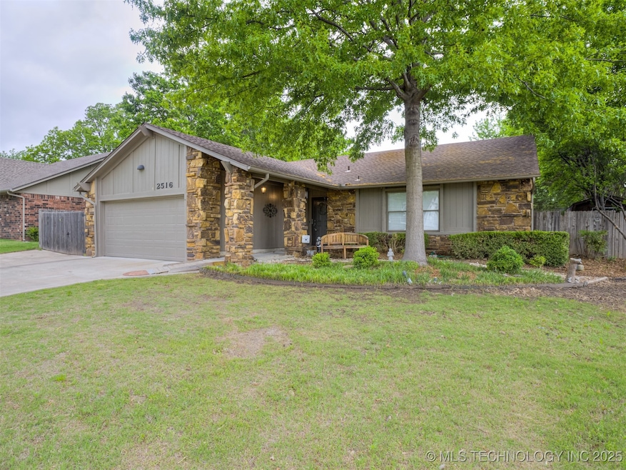 2516 W Broadway St, Broken Arrow, OK 74012 - photo 1