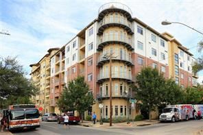 View of apartment building / complex