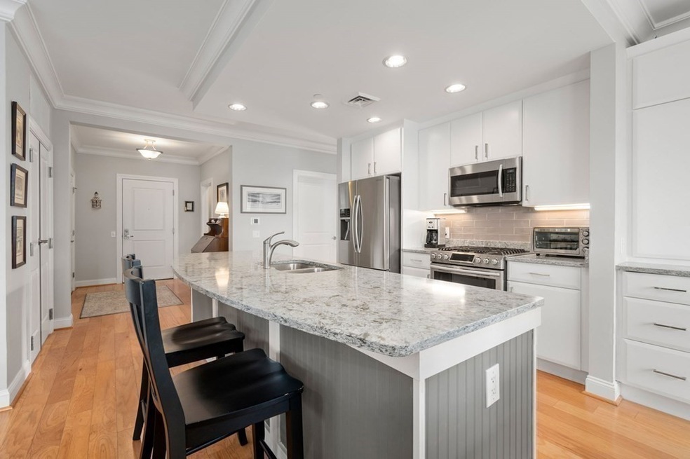 Hammonswood at Chestnut Hill unit E-0219, Chestnut Hill, MA 02467 - photo 1