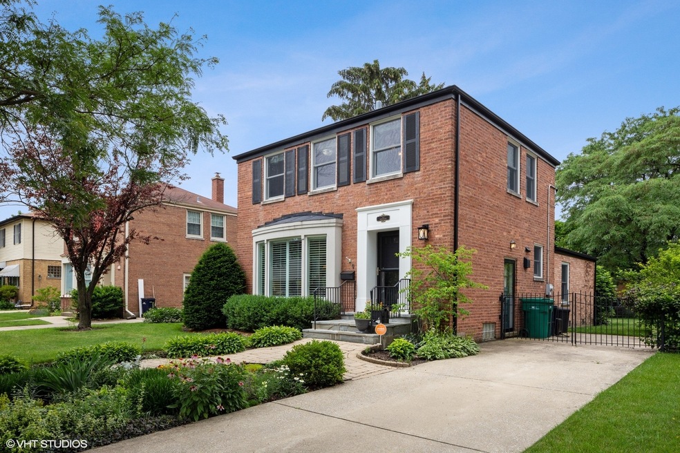 1812 Manchester Ave, Westchester, IL 60154 - photo 1