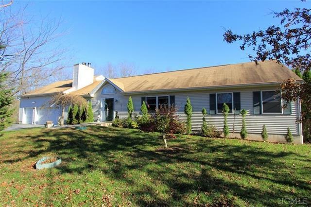 147 Hughson Rd, Carmel, NY 10512 - photo 1