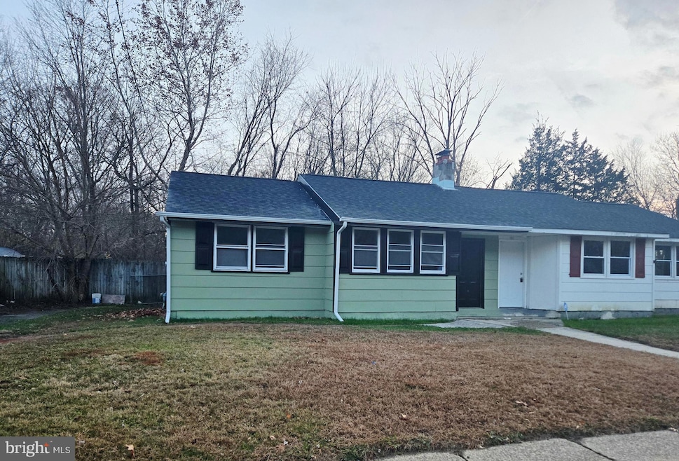 163 Lemmon Ave, Pemberton, NJ 08068 - photo 1