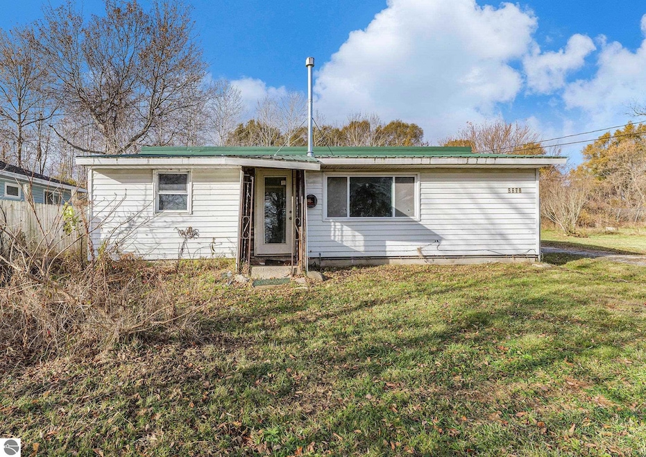 3871 Brook Dr, Traverse City, MI 49684 - photo 1