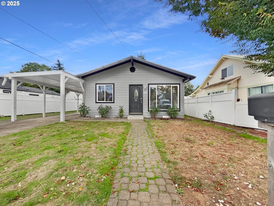 4736 SE 99th Ave, Portland, OR 97266 - photo 1