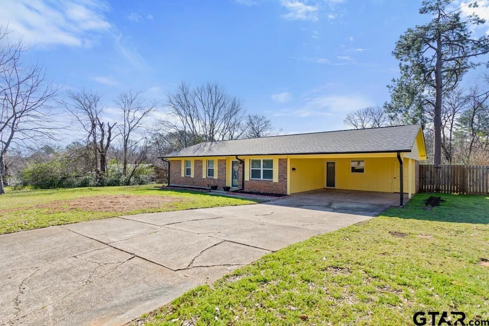 1102 Powers Dr, Tyler, TX 75701 - photo 1