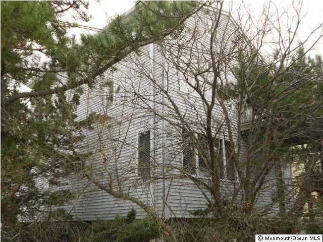 2300 S Bayview Ave, Seaside Park, NJ 08752 - photo 1