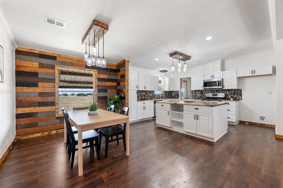 Under Contract $549,999