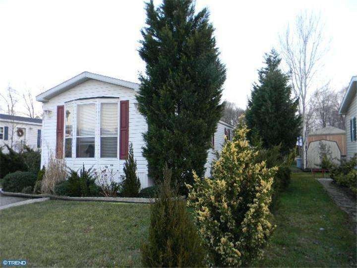 508 Crane St, Paulsboro, NJ 08066 - photo 1