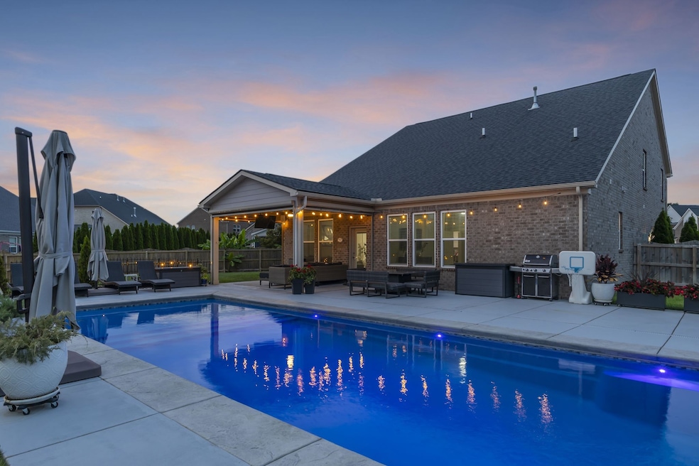 Sold $875,000 • Co-Listing Agent