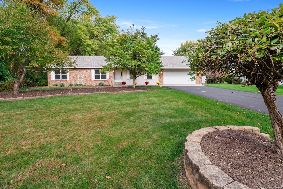 902 E 12th St, Hobart, IN 46342 - photo 1