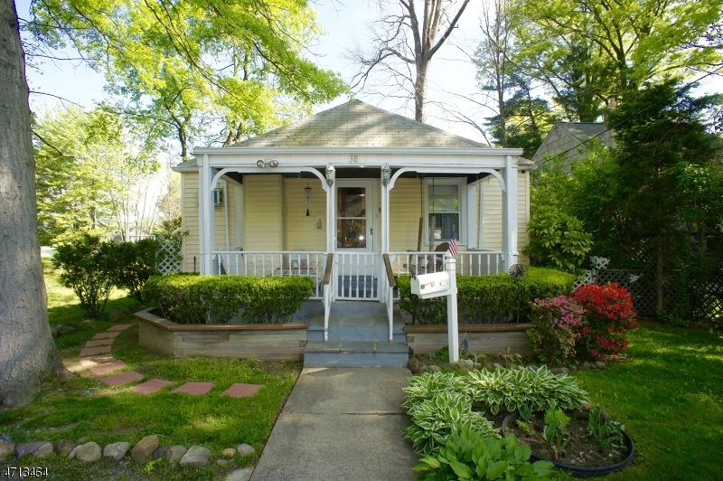 38 Lake Shore Dr, Parsippany, NJ 07054 - photo 1