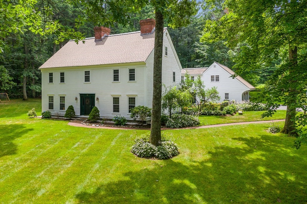 10 Old Meadow Ln, Harvard, MA 01451 - photo 1