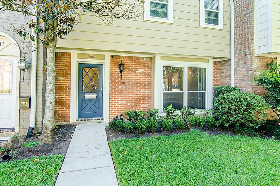 1351 Country Place Dr, Houston, TX 77079 - photo 1