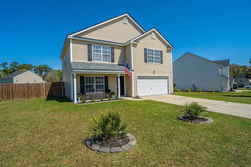 3069MapleleafDr02